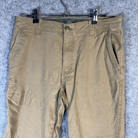 G.H Bass & Co. Khaki Pants Men Size 32 x 30 - Picture 1 of 13